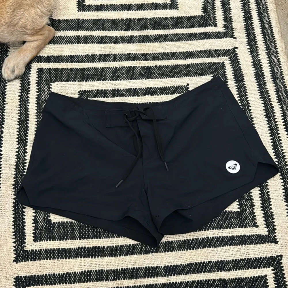 Large Roxy Swim Shorts - Picture 1 of 5